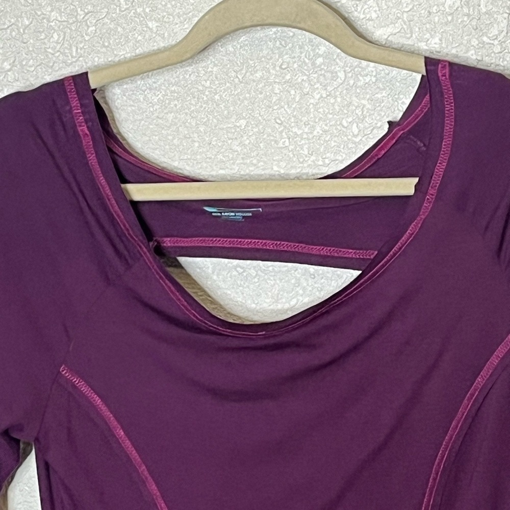 Bloom Purple Cut Back Design Top Sz Small - Picture 2 of 8